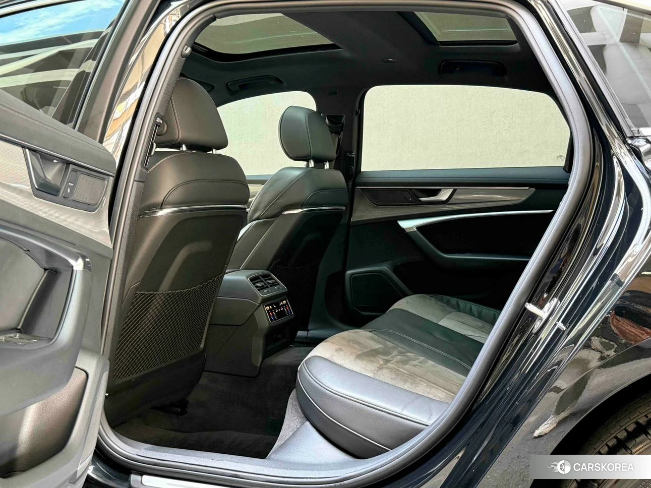 Audi A6L id 4514758 из Китая 10