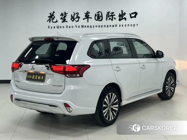 Mitsubishi  Outlander id 4218705 из Китая 18