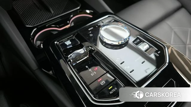 BMW 5 Series (G60) id 4266536 из Кореи 31