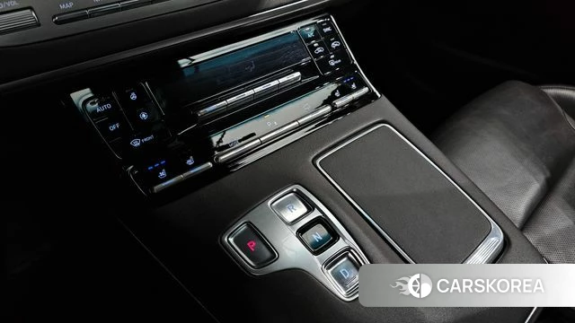 Hyundai The New Grandeur IG id 4187929 из Кореи 33