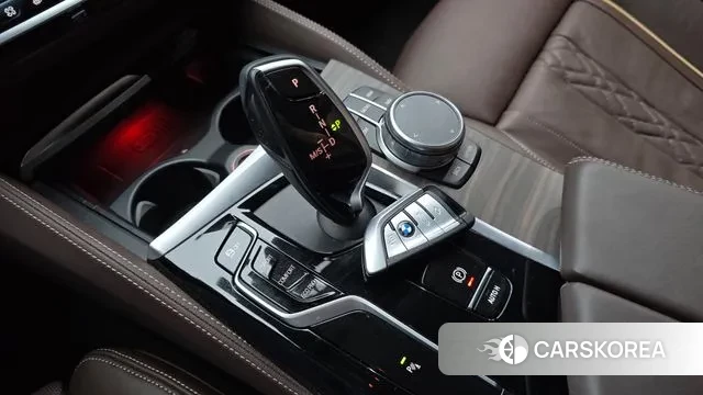 BMW 5 Series (G30) id 2931968 из Кореи 19