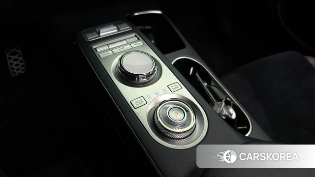 Genesis GV70 id 4636936 из Кореи 42