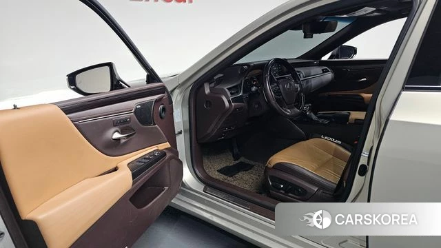 Lexus ES300h 7th generation id 4406322 из Кореи 37