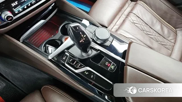 BMW 5 Series (G30) id 3587028 из Кореи 19