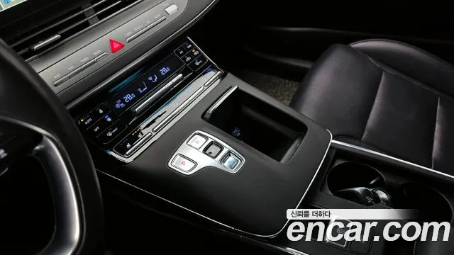 Hyundai The New Grandeur IG id 2358161 из Кореи 19