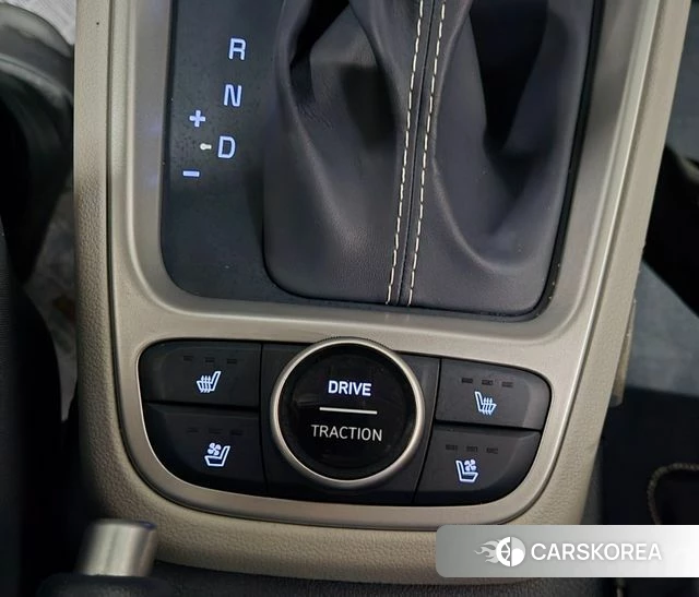 Hyundai Venue id 4600025 из Кореи 17
