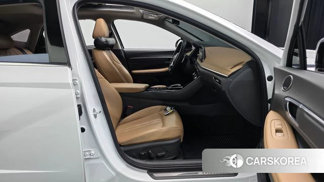 Hyundai Sonata (DN8) id 3861004 из Кореи 19