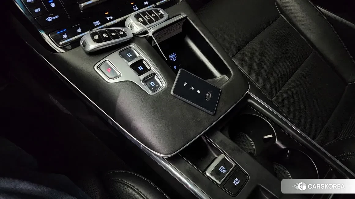 Hyundai The New Grandeur IG Hybrid id 1523314 из Кореи 19