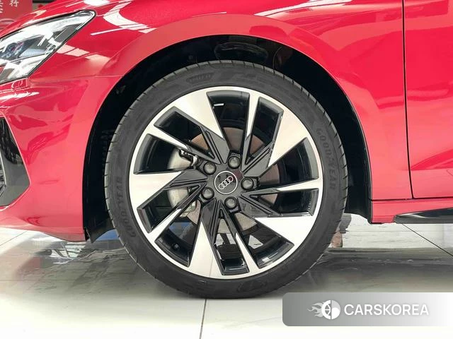 Audi A3 id 4265902 из Китая 16