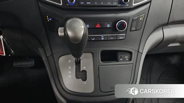 Hyundai The New Grand Starex id 3265032 из Кореи 19