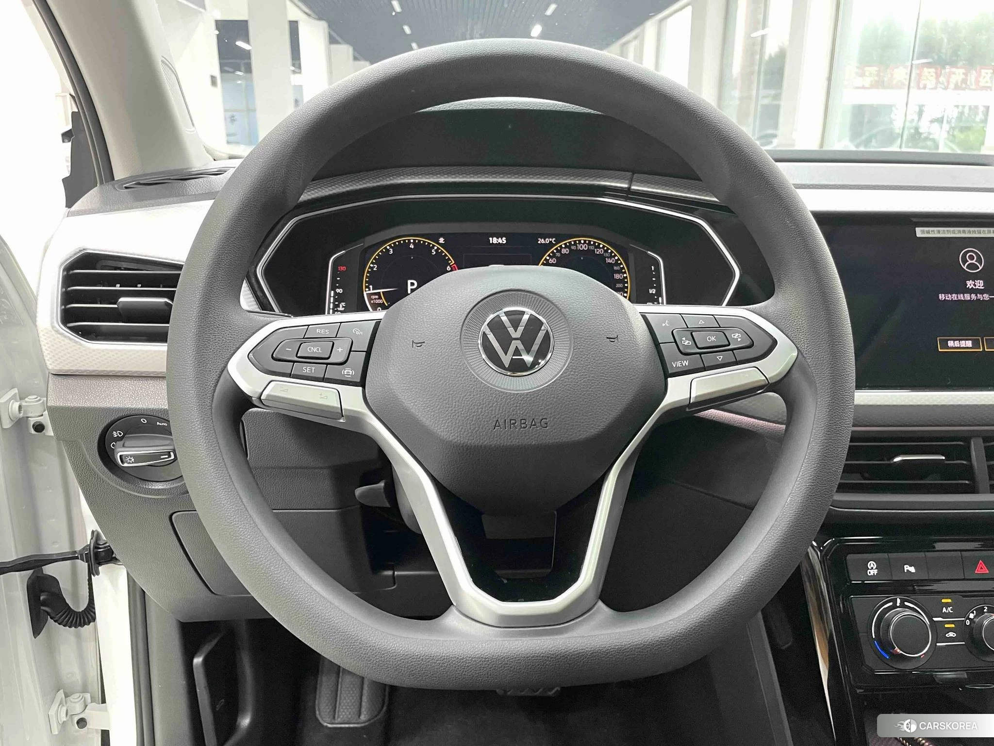 Volkswagen Exploring the shadow id 4512691 из Китая 18