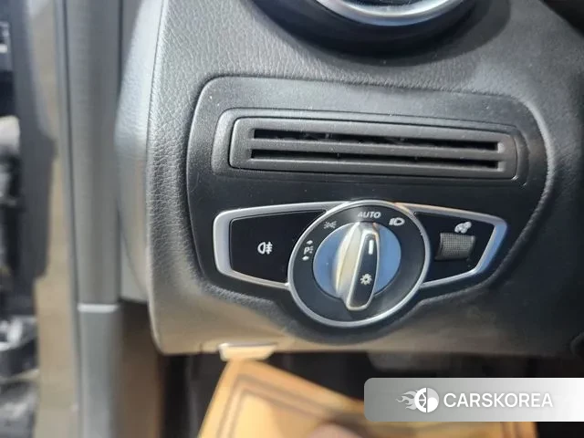 Mercedes-Benz C-Class W205 id 3385447 из Кореи 19