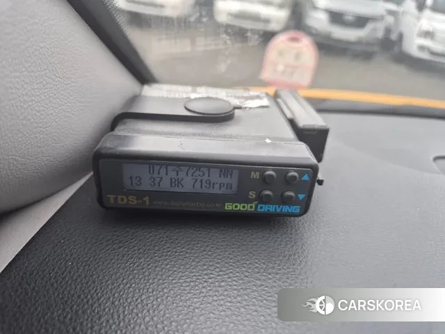 Hyundai The New Grand Starex id 3209851 из Кореи 15