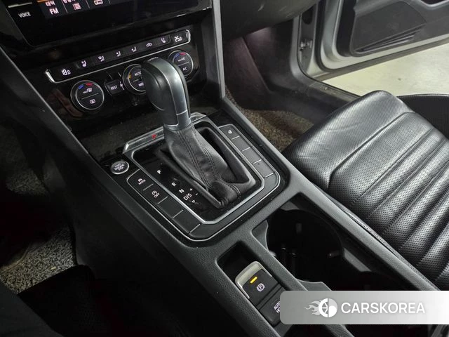 Volkswagen Passat GT (B8) id 3911899 из Кореи 17