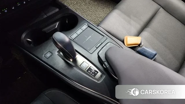 Lexus UX300e id 2979603 из Кореи 19