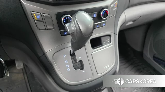 Hyundai The New Grand Starex id 3873523 из Кореи 19