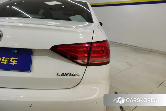 Volkswagen Lavida id 4279099 из Китая 16