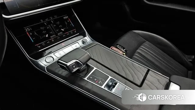 Audi A6 (C8) id 3713179 из Кореи 19