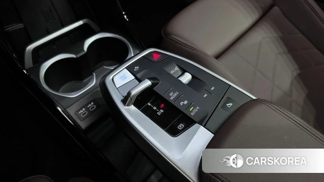 BMW iX1 (U11) id 4427439 из Кореи 33