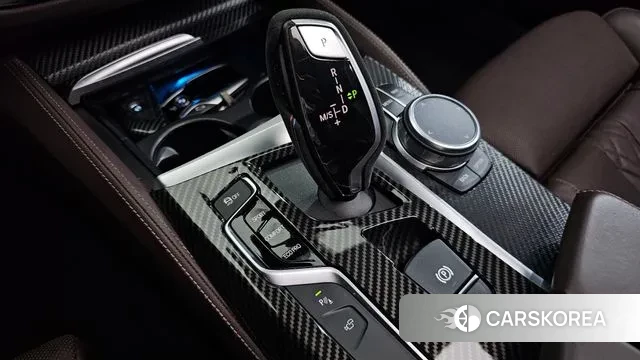 BMW 5 Series (G30) id 3060540 из Кореи 19