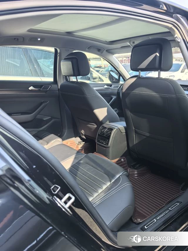 Volkswagen Magotan id 4290496 из Китая 9