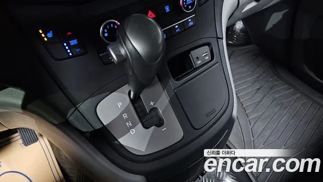 Hyundai The New Grand Starex id 2921739 из Кореи 19