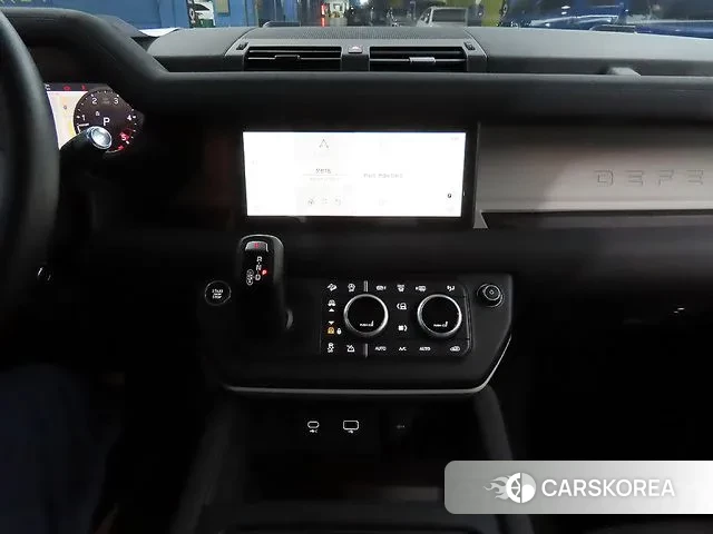 Land Rover Defender (L663) id 2931263 из Кореи 19