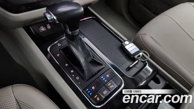 Kia All New Carnival id 2876901 из Кореи 19