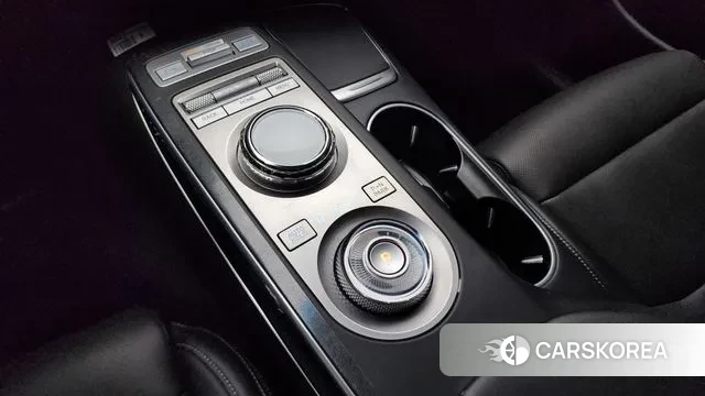 Genesis GV70 id 3394784 из Кореи 19