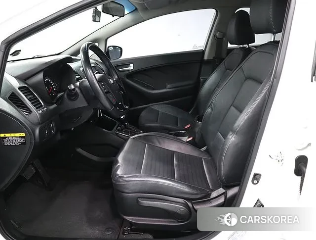 Kia The New K3 id 3789842 из Кореи 17