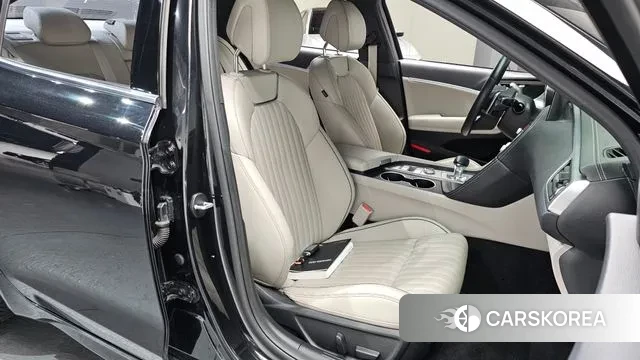 Genesis The New G70 id 3606251 из Кореи 19