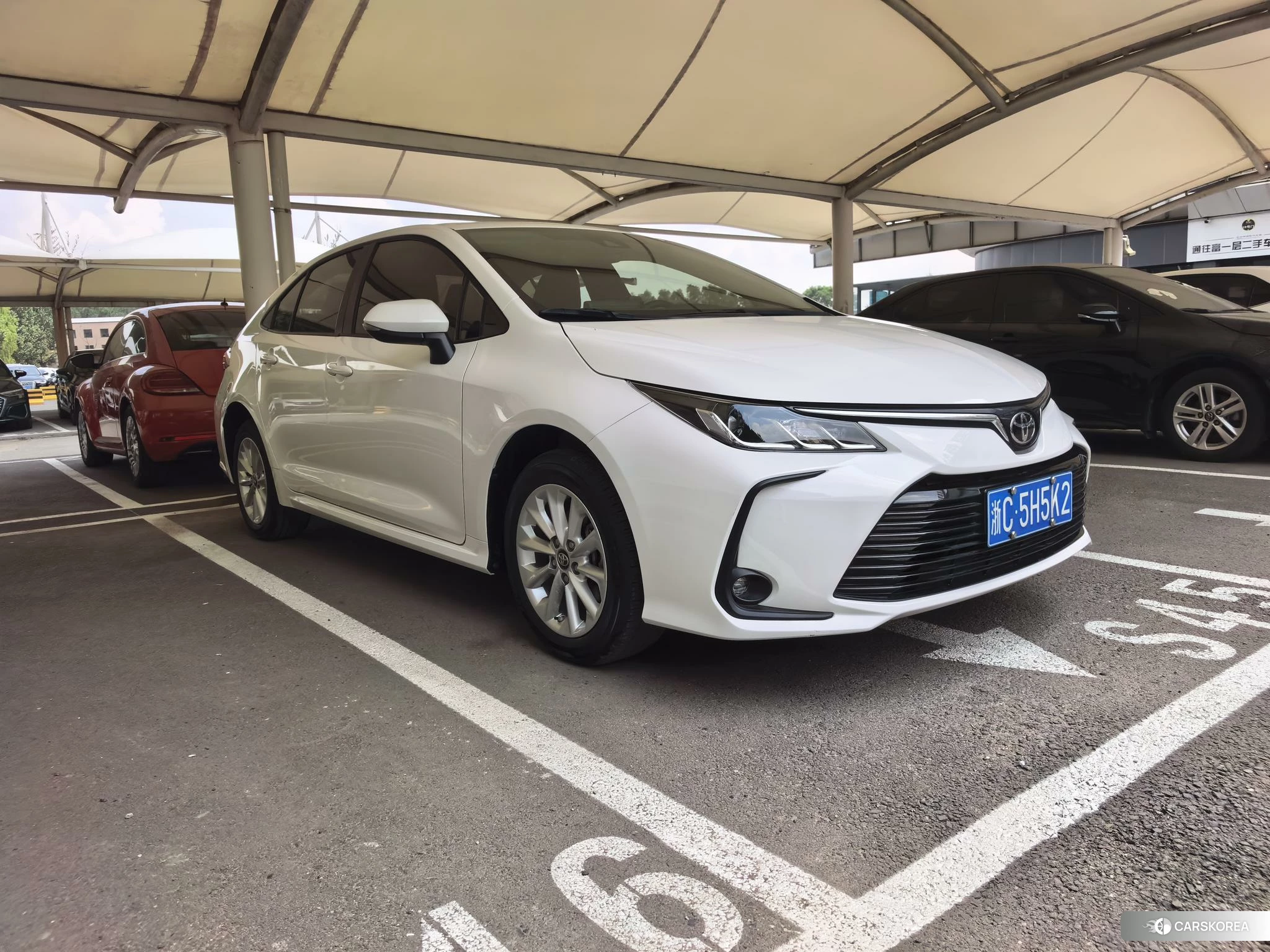 Toyota Corolla id 4514897 из Китая 17