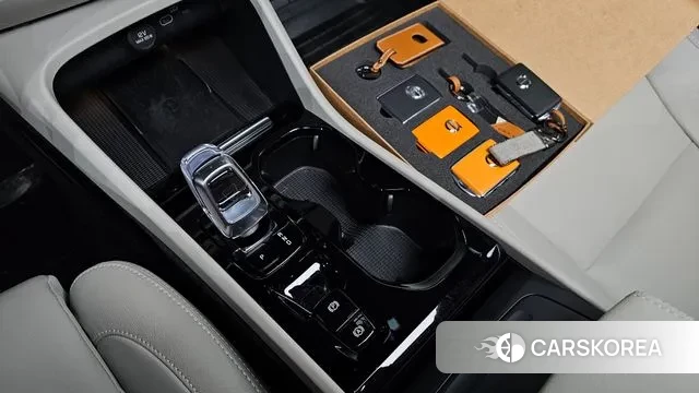 Volvo XC40 id 3739429 из Кореи 19