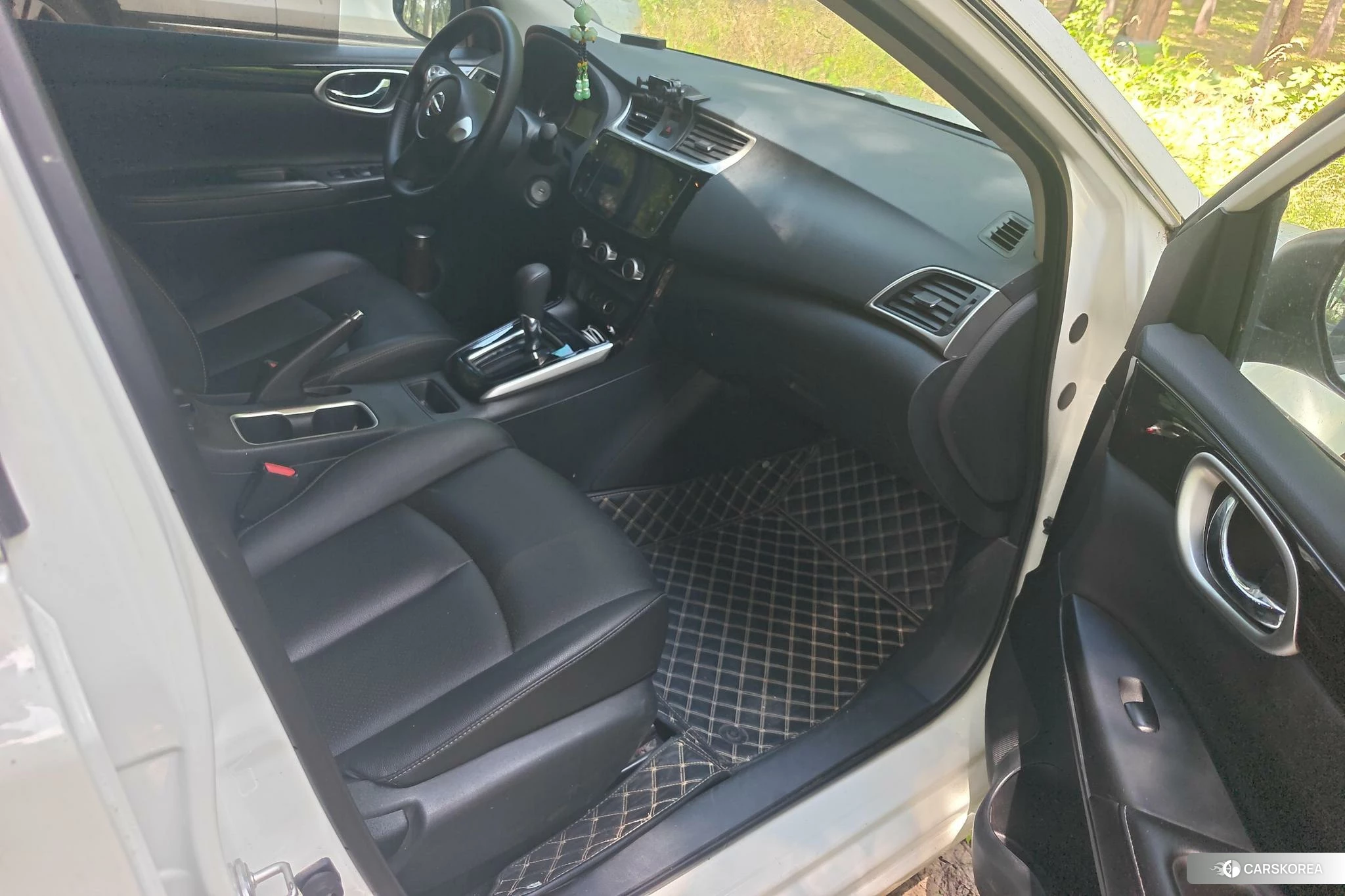 Nissan Xuan Yi id 4407474 из Китая 16