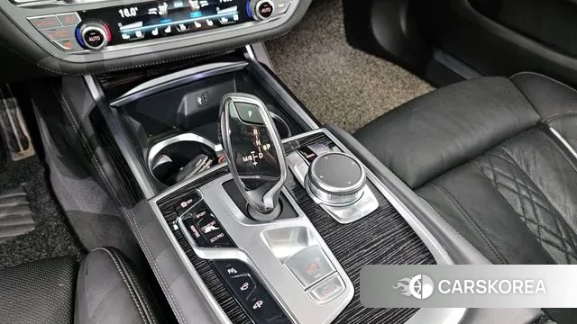 BMW 7 Series (G11) id 2981798 из Кореи 19