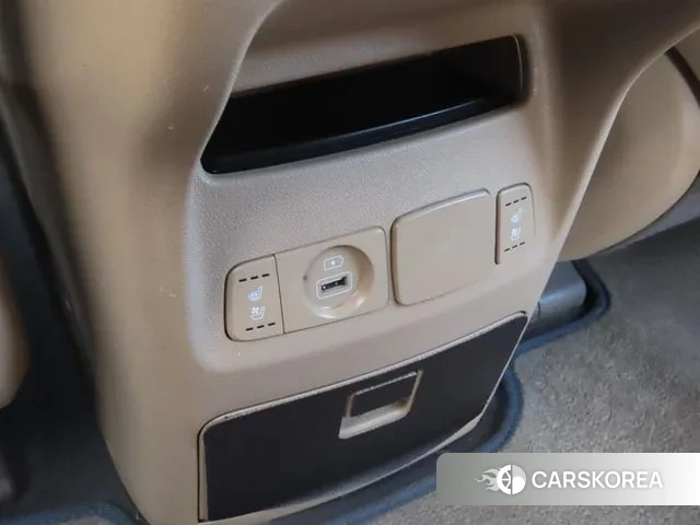 Kia The New Carnival id 3504798 из Кореи 19