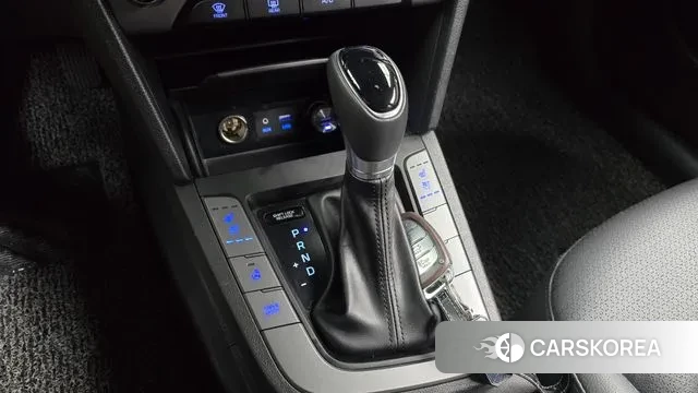 Hyundai Avante AD id 3034399 из Кореи 19