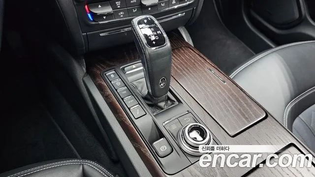 Maserati Quattroporte id 2876258 из Кореи 19