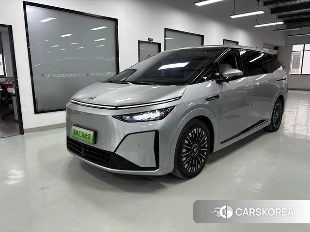 Xiaopeng Motors Xiaopeng X9 id 4239282 из Китая 9