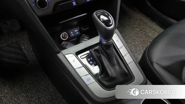 Hyundai Avante AD id 4652256 из Кореи 29
