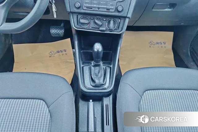 Volkswagen Santana id 3768853 из Китая 16