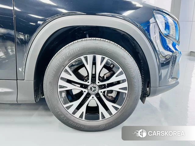 Mercedes-Benz GLB id 4259240 из Китая 25
