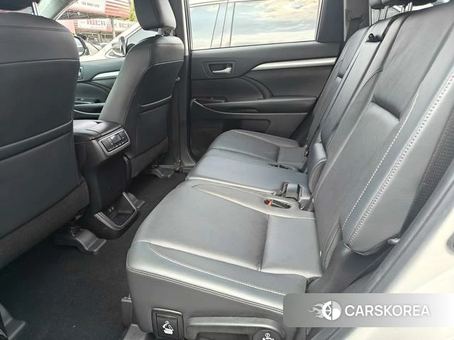 Toyota Highlander id 4261004 из Китая 9