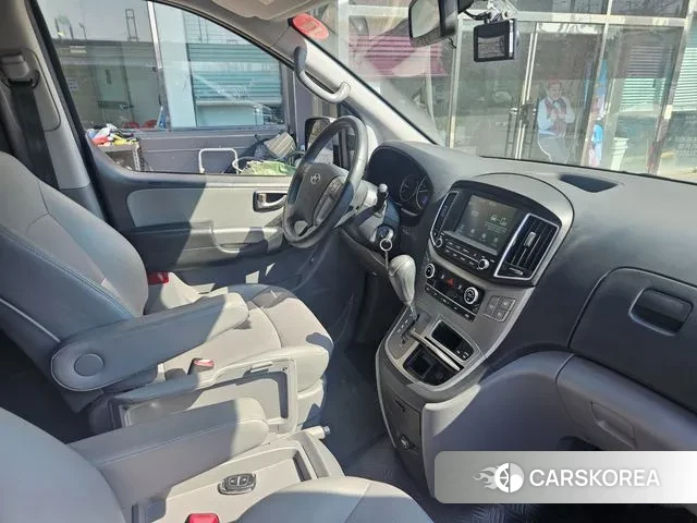 Hyundai The New Grand Starex id 3060500 из Кореи 17