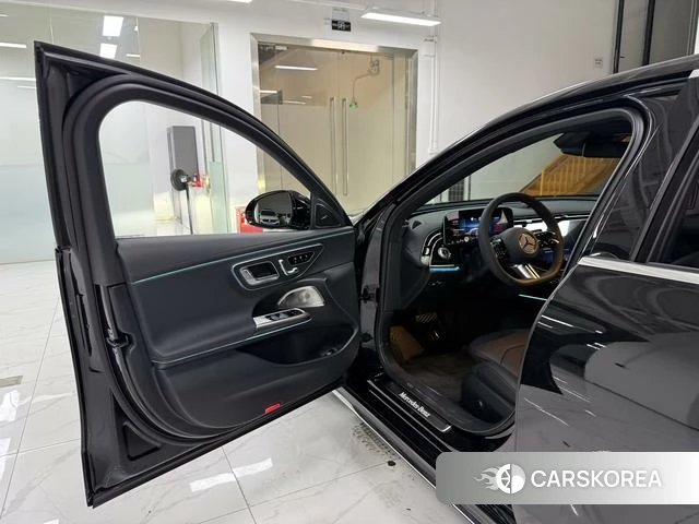 Mercedes-Benz E-class id 4336326 из Китая 19