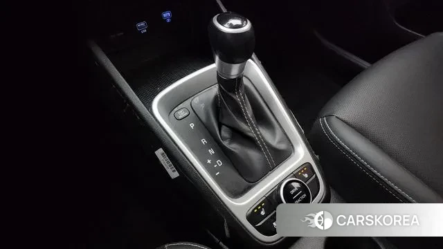 Hyundai Venue id 3504208 из Кореи 19