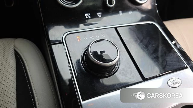 Land Rover Range Rover Velar id 4633353 из Кореи 19