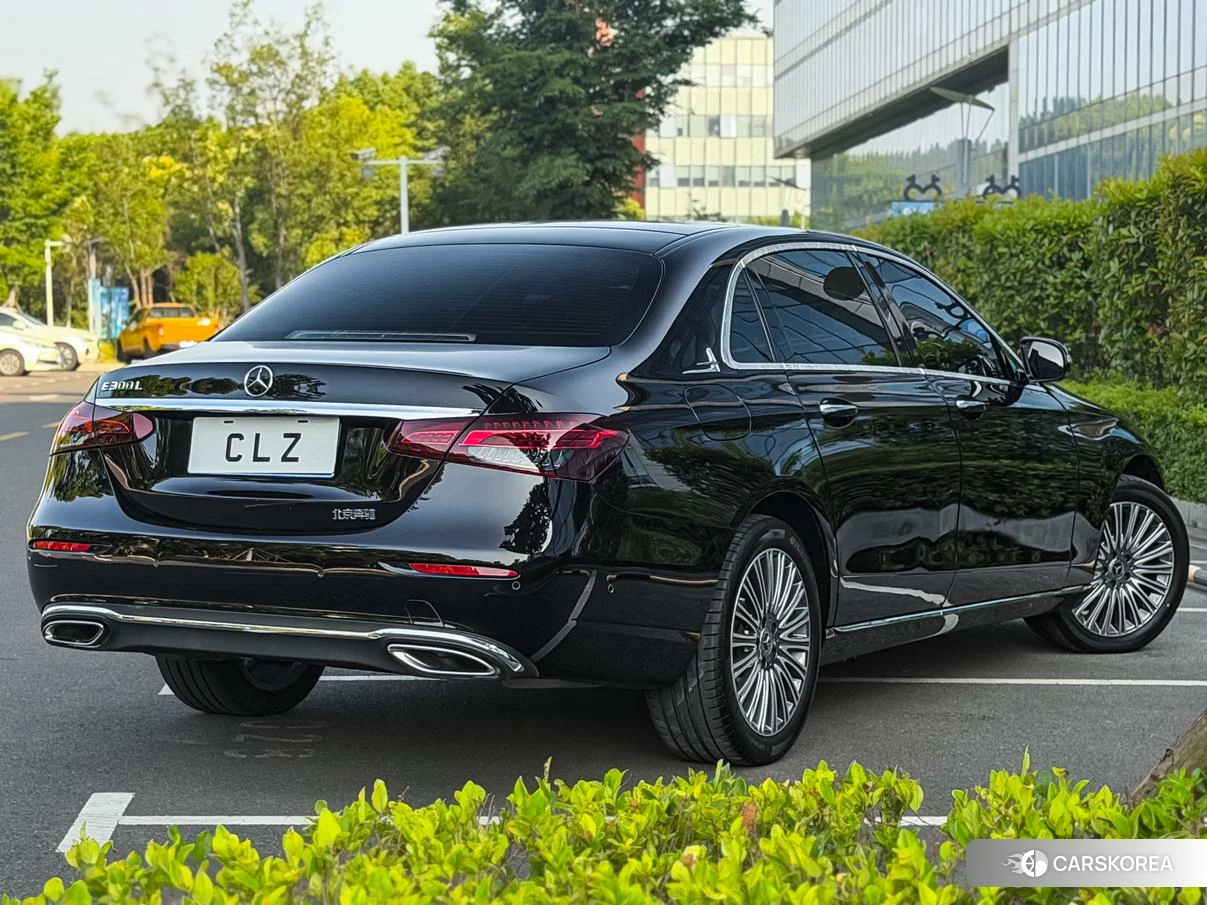 Mercedes-Benz E-class id 4452418 из Китая 21