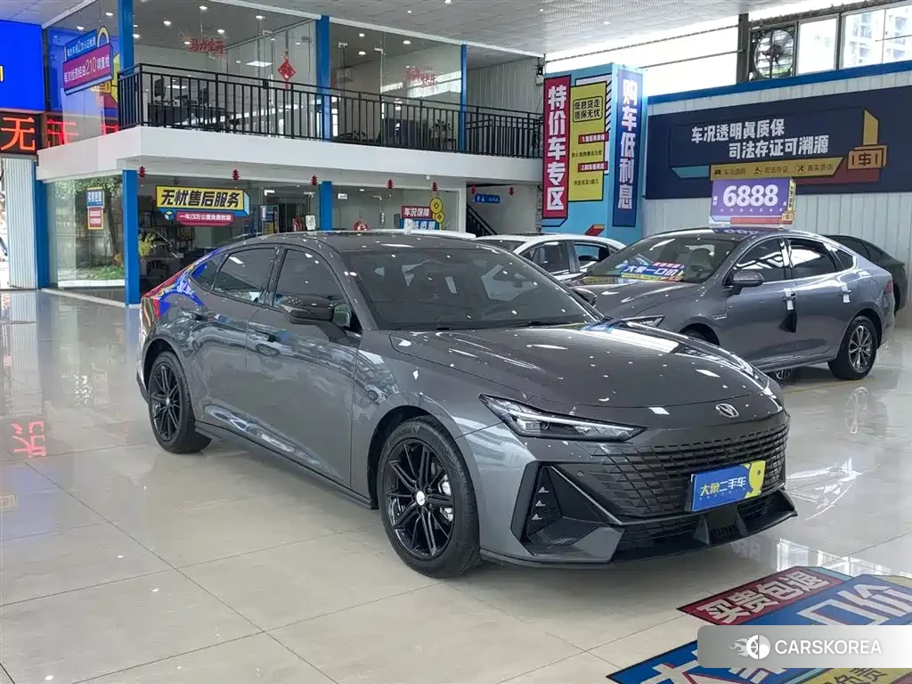 Chang'an Changan UNI-V id 4548250 из Китая 16