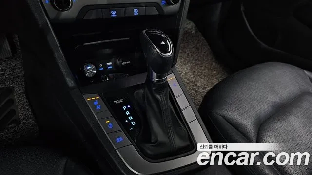 Hyundai Avante AD id 2876663 из Кореи 19